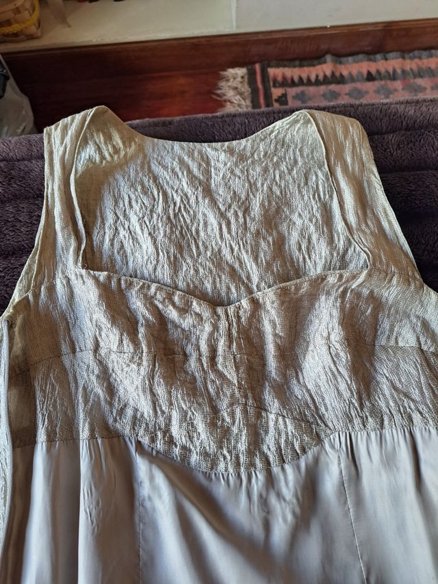 Conjunto de vestido y chaqueta de Javier SImorra