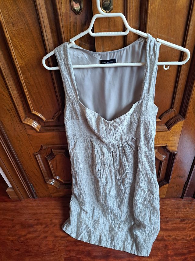 Conjunto de vestido y chaqueta de Javier SImorra