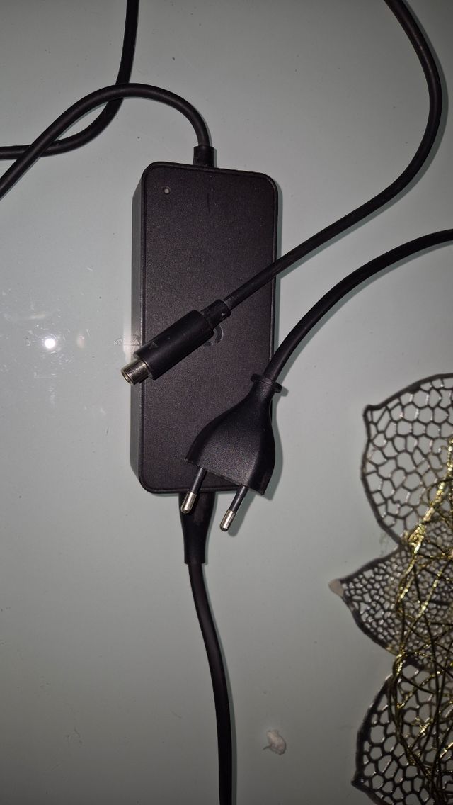 Mesa de centro pie de mármol,