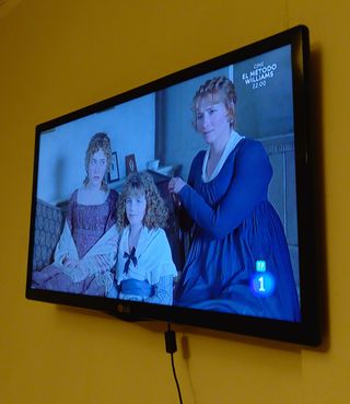 Televisión LG 25" HD