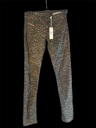Pantalon vaquero leopardo diesel