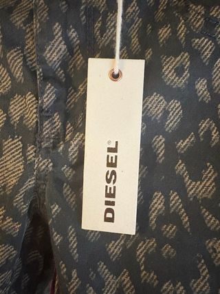 Pantalon vaquero leopardo diesel