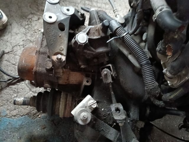 Motor Opel Astra 1.7 mal junta culata de