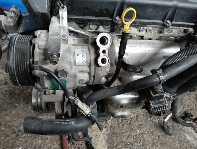 Motor Opel Astra 1.7 mal junta culata de