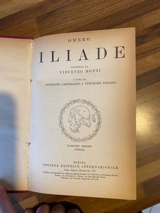 Vendo 2 libri:Omero:Iliade ed Odissea