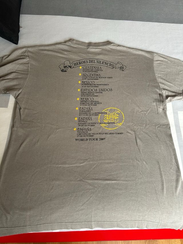 CAMISETA HEROES DEL SILENCIO GIRA 2007 TALLA M