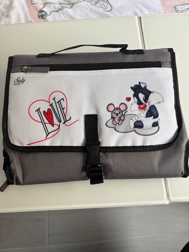 Cambiador portatil de pañales 