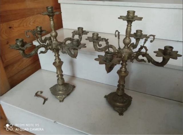 Candelabros de bronce