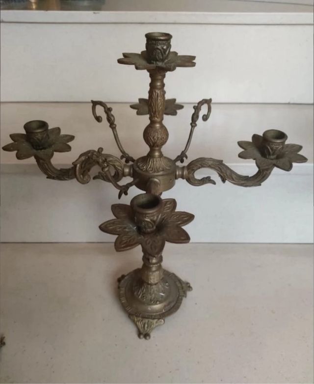 Candelabros de bronce