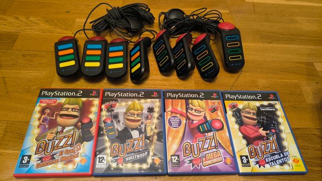 Pack 4 JUEGOS BUZZ Y 8 PULSADORES (PS2)