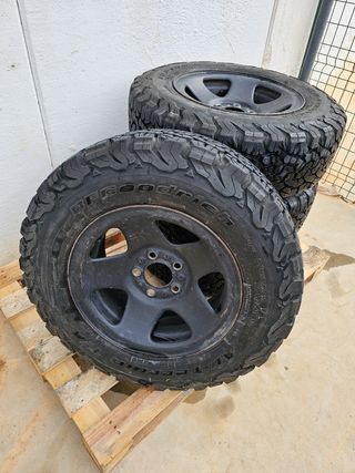 Ruedas BFGoodrich All-Terrain y llantas de acero