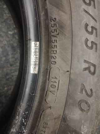 E67. 255.55.20.110V M*S Michelin 