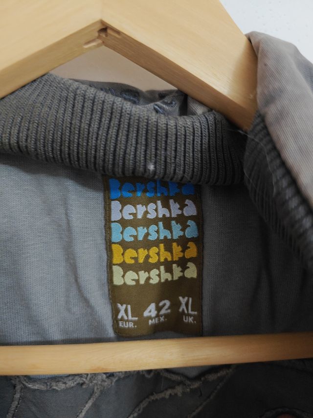 Chaleco Bershka 