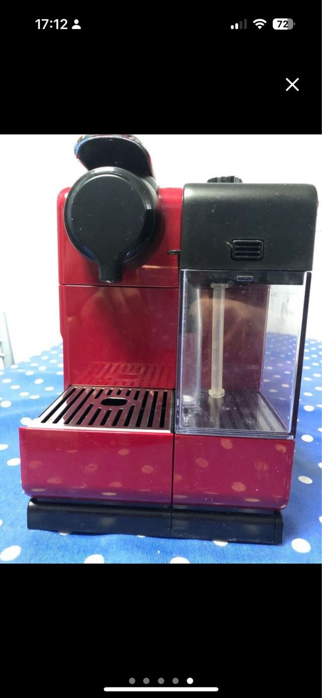 Nespresso Delonghi Lattissima Touch roja