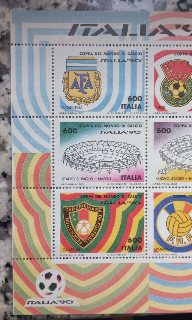 Foglietto francobolli Italia '90