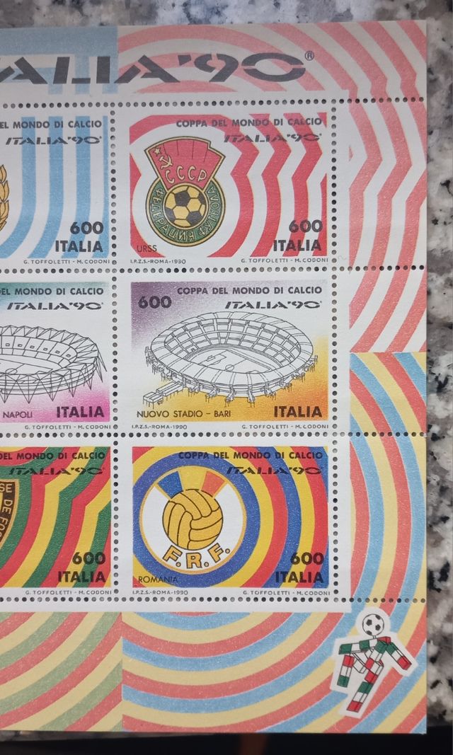 Foglietto francobolli Italia '90