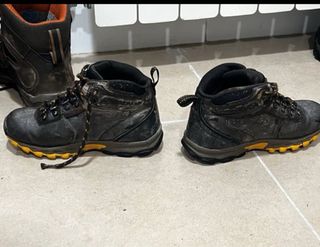 Botas montaña n 33 para niño