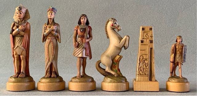 Scacchi anri egizi legno intagliato dipinto a mano