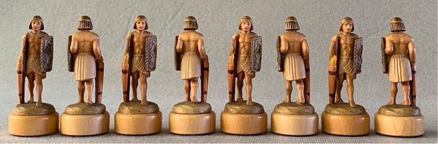 Scacchi anri egizi legno intagliato dipinto a mano