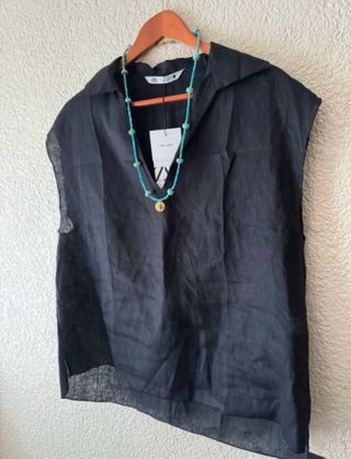 Blusa sin mangas lino negro de Zara Nuevo Talla M