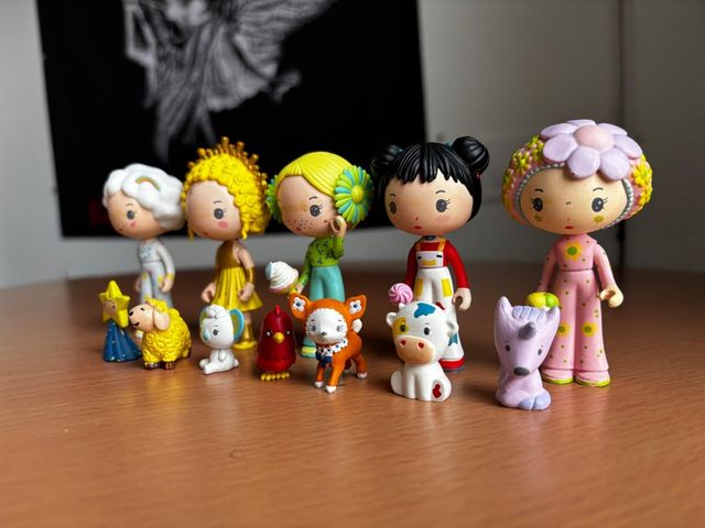 SET DI 5 BAMBOLE MINYLY CON ANIMALI DOMESTICI in vendita o cambio