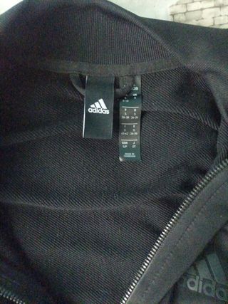 Chaqueta adidas