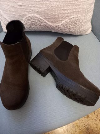 Botin gris de ante 