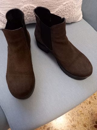 Botin gris de ante 