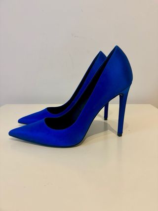 NUEVOS Zapatos de salón azul klein 38 de Asos