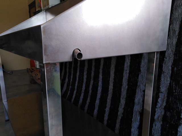 Mueble expositor-escurridor