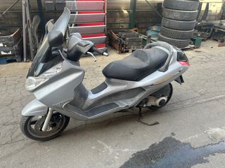 Despiece piaggio x8 125 13.000 km