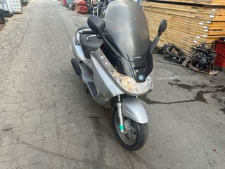 Despiece piaggio x8 125 13.000 km
