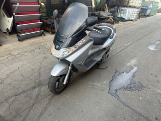 Despiece piaggio x8 125 13.000 km