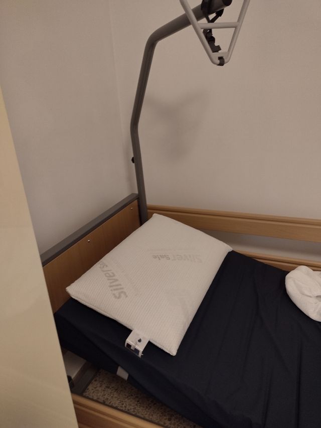 Letto BASIC per anziani