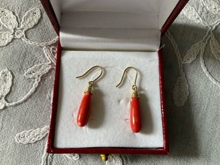 Pendientes de oro 18 kt y coral natural OFERTA!