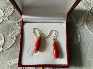 Pendientes de oro 18 kt y coral natural OFERTA!