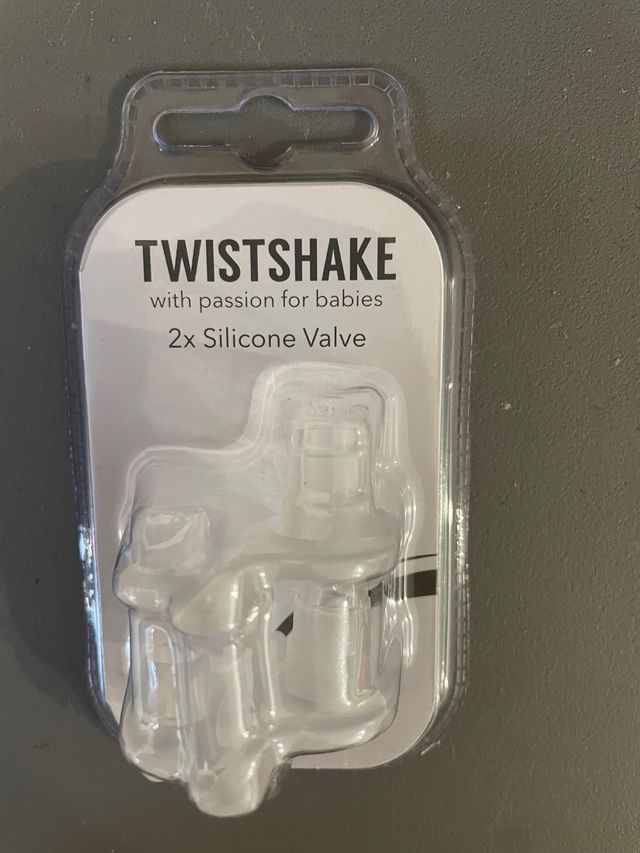 Twistshake silicone valve