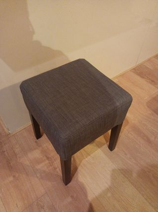 2 taburetes Ikea Sakarias