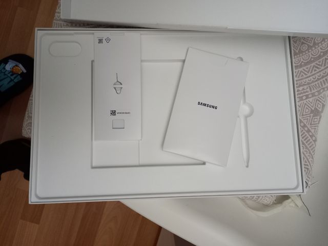 Caja vacía sansung tablet