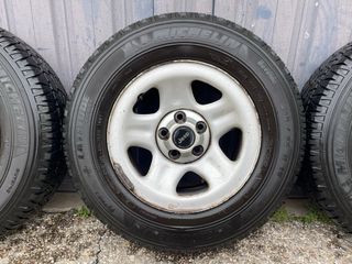 Llantas Jeep con neumáticos Michelín