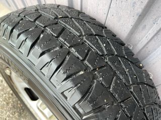 Llantas Jeep con neumáticos Michelín