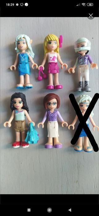 Mini figuras Lego friends.