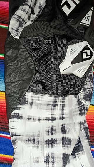 One industries Carbon enduro
