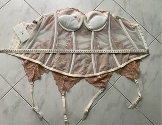 Corsetto in pizzo con giarrettiere tg I VB