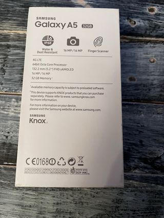Movil Samsung Galaxy A5 en su caja