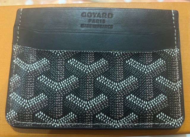 Tarjetero Goyard