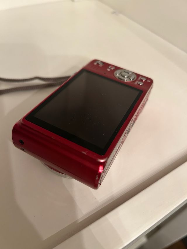 Cámara digital compacta Panasonic Lumix HD 12X