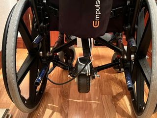 Silla de ruedas brennzy + motor empulse R20