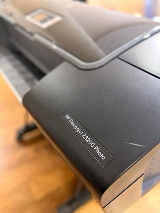 Plotter HP Designjet Z3200 gratis tintas/cabezales