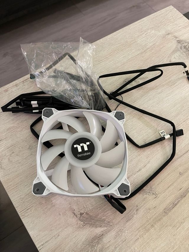 Ventilador PC Pure Duo 14 Thermaltake